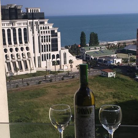 Orbi Plaza David Apt. Apartment Батуми Екстериор снимка