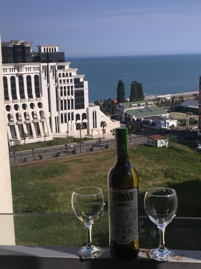 Orbi Plaza David Apt. Apartment Батуми Екстериор снимка